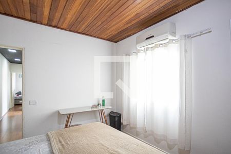 Casa à venda com 141m², 3 quartos e 1 vaga Casa à venda com 141m², 3 quartos e 1 vagaSuíte
