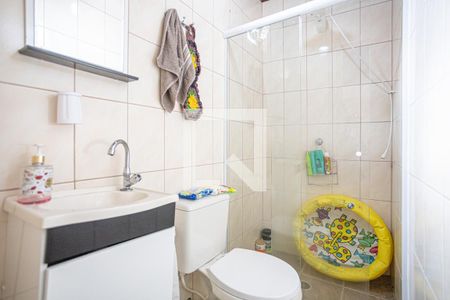 Casa à venda com 141m², 3 quartos e 1 vaga Casa à venda com 141m², 3 quartos e 1 vagaBanheiro 2