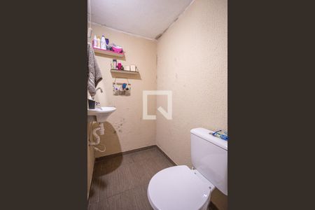 Casa à venda com 141m², 3 quartos e 1 vaga Casa à venda com 141m², 3 quartos e 1 vagaBanheiro