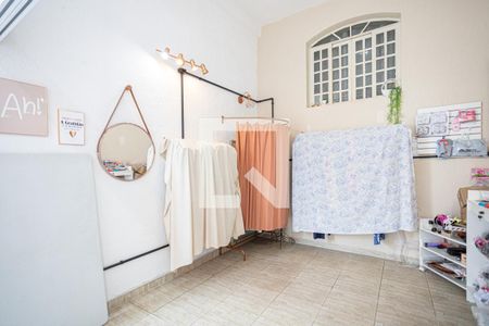 Casa à venda com 141m², 3 quartos e 1 vaga Casa à venda com 141m², 3 quartos e 1 vagaGaragem