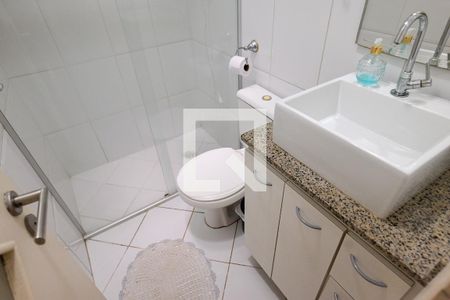 Casa de condomínio à venda com 97m², 3 quartos e 2 vagasBanheiro 02