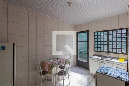 Cozinha  de casa para alugar com 1 quarto, 40m² em Vila Granada, São Paulo