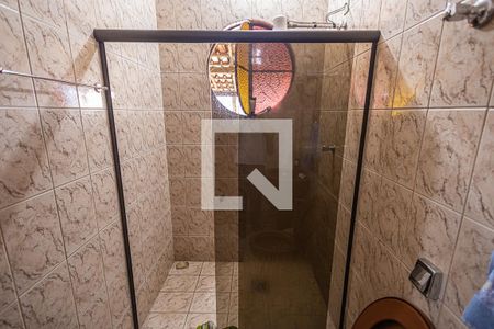 Casa à venda com 610m², 3 quartos e 7 vagas Casa à venda com 610m², 3 quartos e 7 vagasBanheiro da suite