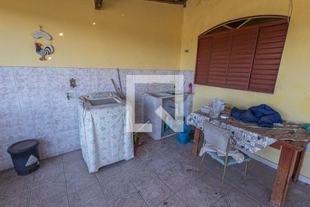 Casa à venda com 610m², 3 quartos e 7 vagas Casa à venda com 610m², 3 quartos e 7 vagasÁrea de Serviço