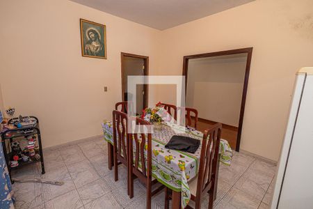 Casa à venda com 610m², 3 quartos e 7 vagas Casa à venda com 610m², 3 quartos e 7 vagasCopa