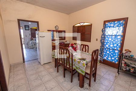 Casa à venda com 610m², 3 quartos e 7 vagas Casa à venda com 610m², 3 quartos e 7 vagasCopa