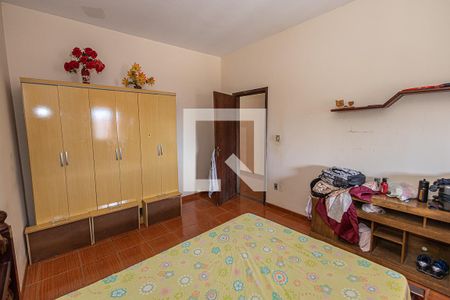 Casa à venda com 610m², 3 quartos e 7 vagas Casa à venda com 610m², 3 quartos e 7 vagasQuarto 3