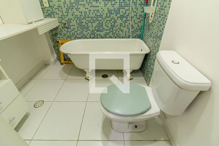 Banheiro de kitnet/studio para alugar com 1 quarto, 37m² em Santa Cecília, São Paulo