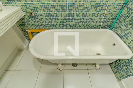 Banheiro de kitnet/studio para alugar com 1 quarto, 37m² em Santa Cecília, São Paulo