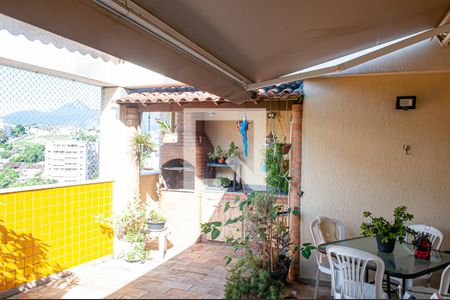 Apartamento à venda com 127m², 2 quartos e 2 vagasterraço