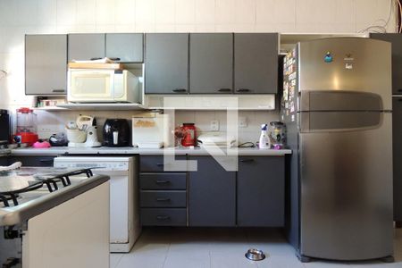 Casa à venda com 650m², 4 quartos e 3 vagasCozinha - Armários