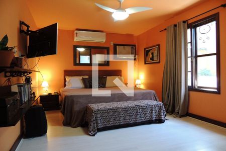 Casa à venda com 650m², 4 quartos e 3 vagasQuarto 1 - Suíte