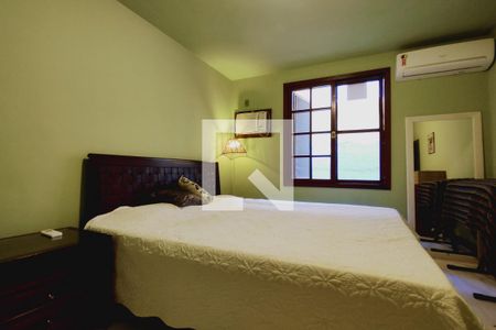 Casa à venda com 650m², 4 quartos e 3 vagas Casa à venda com 650m², 4 quartos e 3 vagasQuarto 3