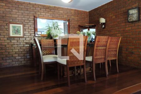 Sala de casa à venda com 4 quartos, 650m² em Jacarepaguá, Rio de Janeiro