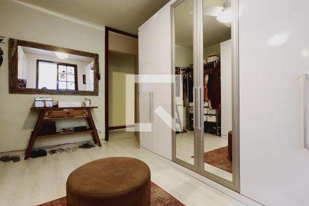 Casa à venda com 650m², 4 quartos e 3 vagas Casa à venda com 650m², 4 quartos e 3 vagasQuarto 2