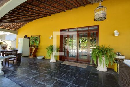 Varanda de casa à venda com 4 quartos, 650m² em Jacarepaguá, Rio de Janeiro