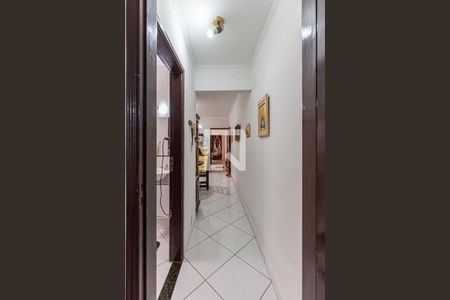 Corredor Dormitórios de casa à venda com 2 quartos, 167m² em Jardim Ocara, Santo André