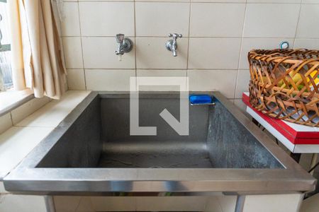 Casa à venda com 306m², 6 quartos e 3 vagasÁrea de Serviço Detalhe