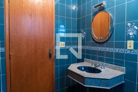 Casa à venda com 306m², 6 quartos e 3 vagasBanheiro do Salão