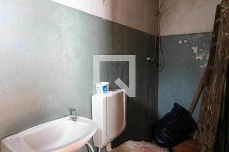 Casa à venda com 306m², 6 quartos e 3 vagasBanheiro da Edícula