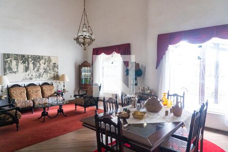 Sala de casa à venda com 6 quartos, 306m² em Vila Alexandria, São Paulo