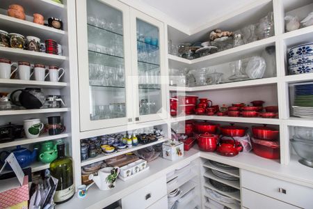 Casa de condomínio à venda com 1100m², 5 quartos e 6 vagasDetalhe da cozinha