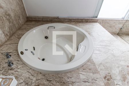 Casa de condomínio à venda com 1100m², 5 quartos e 6 vagasDetalhe