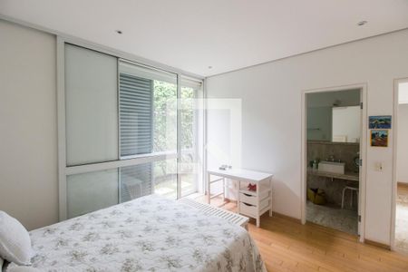 Casa de condomínio à venda com 1100m², 5 quartos e 6 vagasSuíte 2