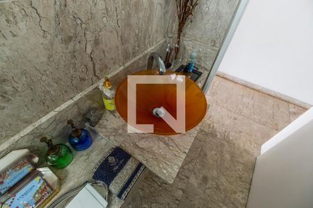 Casa de condomínio à venda com 1100m², 5 quartos e 6 vagasDetalhe do banheiro
