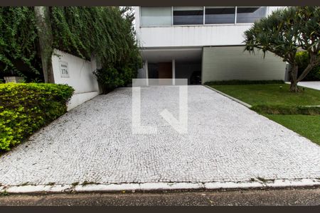 Casa de condomínio à venda com 1100m², 5 quartos e 6 vagasGaragem