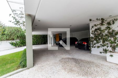Casa de condomínio à venda com 1100m², 5 quartos e 6 vagasGaragem