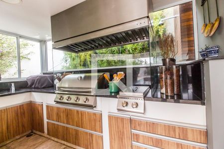 Casa de condomínio à venda com 1100m², 5 quartos e 6 vagasÁrea gourmet