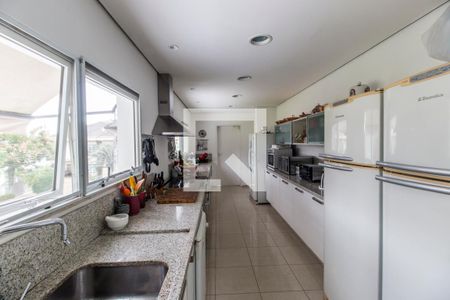 Casa de condomínio à venda com 1100m², 5 quartos e 6 vagasCozinha