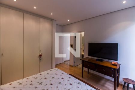 Casa de condomínio à venda com 1100m², 5 quartos e 6 vagasSuíte 1