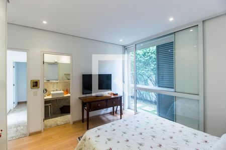 Casa de condomínio à venda com 1100m², 5 quartos e 6 vagasSuíte 1