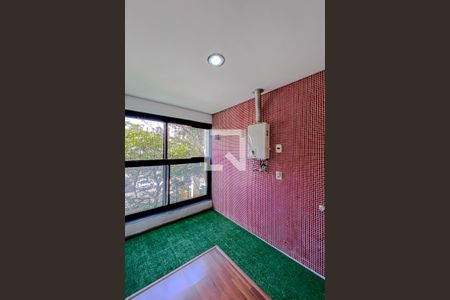 Apartamento à venda com 70m², 2 quartos e 1 vagaÁrea de Serviço