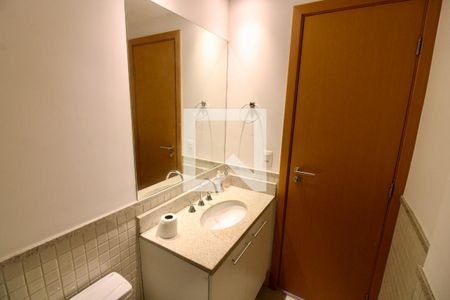 Apartamento à venda com 72m², 2 quartos e 2 vagas Apartamento à venda com 72m², 2 quartos e 2 vagasBanheiro Social