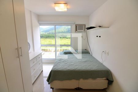 Apartamento à venda com 72m², 2 quartos e 2 vagas Apartamento à venda com 72m², 2 quartos e 2 vagasSuite