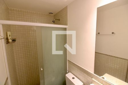 Apartamento à venda com 72m², 2 quartos e 2 vagas Apartamento à venda com 72m², 2 quartos e 2 vagasBanheiro Social