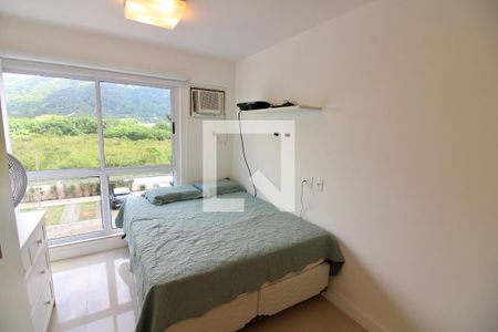 Apartamento à venda com 72m², 2 quartos e 2 vagas Apartamento à venda com 72m², 2 quartos e 2 vagasSuite