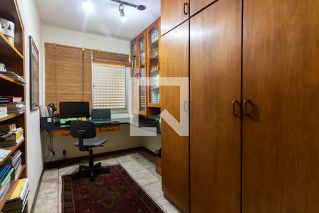 Apartamento à venda com 230m², 4 quartos e 2 vagasQuarto 2