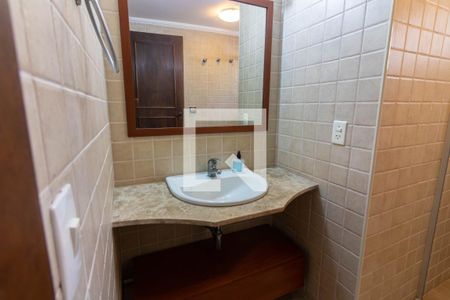 Apartamento à venda com 230m², 4 quartos e 2 vagasBanheiro 