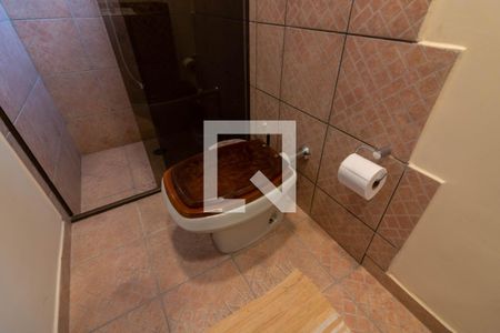 Apartamento à venda com 230m², 4 quartos e 2 vagasSuíte 2, banheiro 