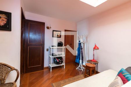 Apartamento à venda com 230m², 4 quartos e 2 vagasSuíte 2