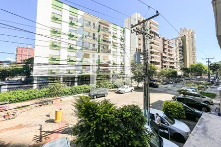 Apartamento à venda com 80m², 2 quartos e sem vagaSacada