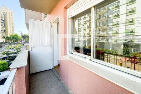 Apartamento à venda com 80m², 2 quartos e sem vagaSacada