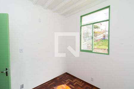 Quarto 1 de apartamento para alugar com 2 quartos, 38m² em Inconfidentes, Contagem