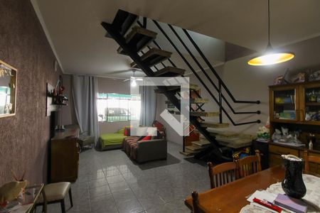 Sala de casa à venda com 3 quartos, 119m² em Jardim Independência, São Paulo