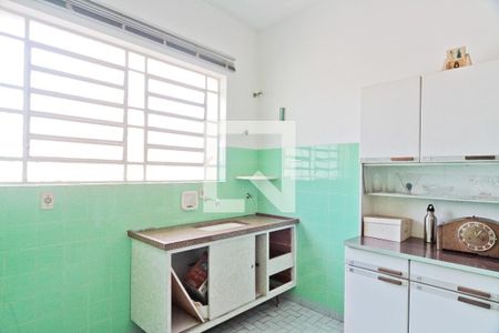 Casa à venda com 513m², 3 quartos e 5 vagasCasa 2 - cozinha