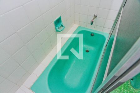 Casa à venda com 513m², 3 quartos e 5 vagasCasa 2 - banheiro